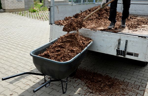 Bulk Mulch Delivery in Mount Vernon