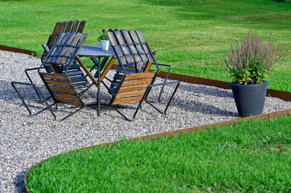 Metal Edging Installation in Mount Vernon