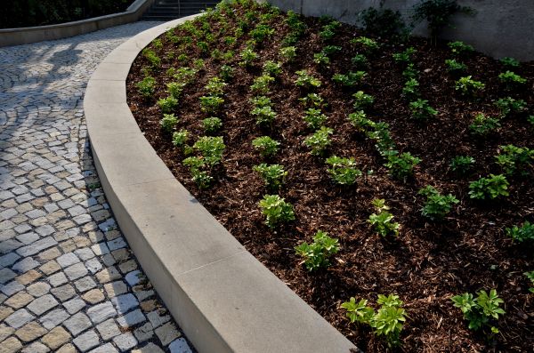 Commercial Mulching in Mount Vernon